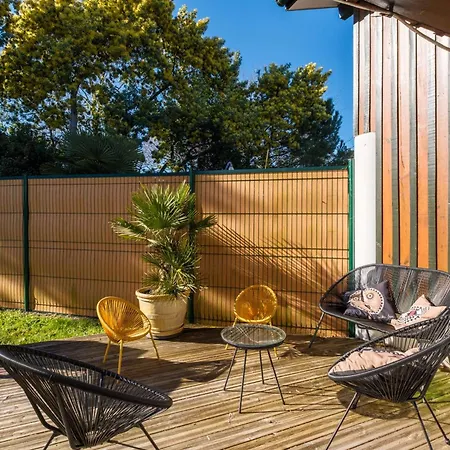 Maison De A Pour 6 Personnes *