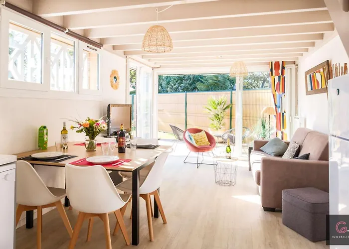 Maison De A Pour 6 Personnes *