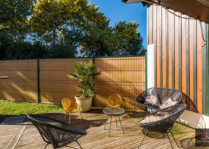 Maison De A Pour 6 Personnes *